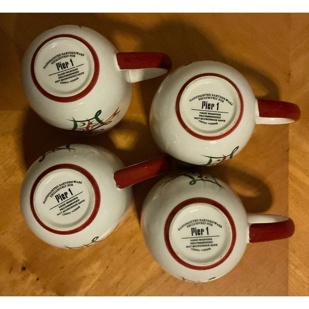 Set‎ Of 4 Pier 1 Earthenware Christmas Present Coffee Mugs